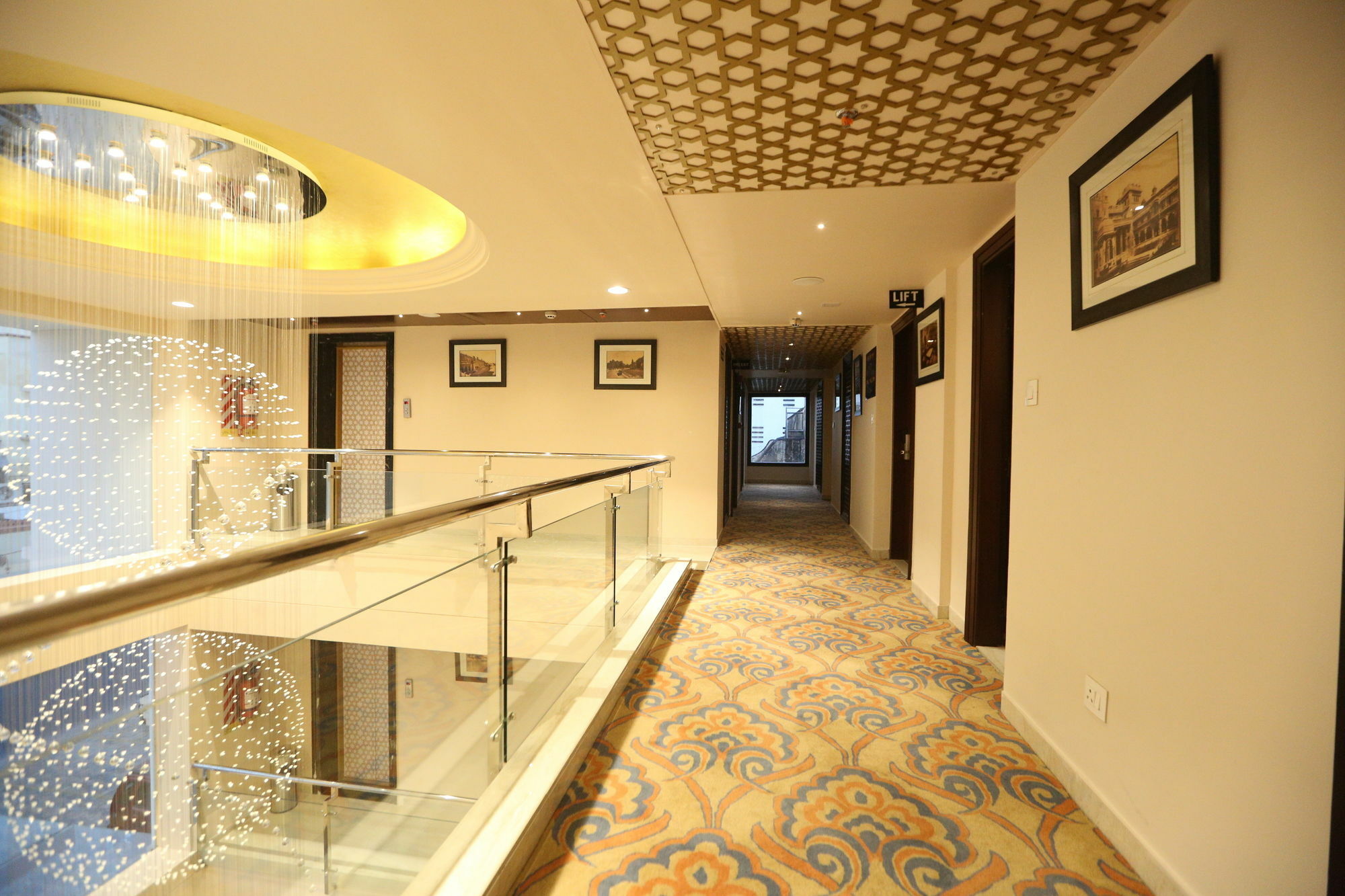 Comfort Inn Sapphire - A Inde Hotel Джайпур Екстериор снимка